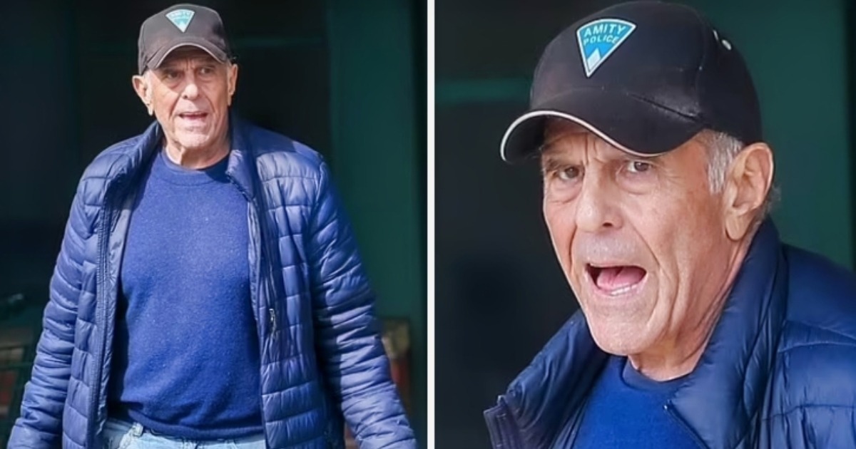 Ο σταρ, 79 ετών, εντοπίστηκε στο Λος Άντζελες αγνώριστος: Το καπέλο του υποδηλώνει έναν εμβληματικό ρόλο – Ποιος είναι;