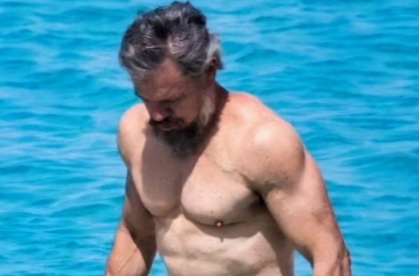  Η Χολιγουντιανή Λεγεώνα Καθηλώνει τους Φιλάθλους με Ζαχαρωτική Μεταμόρφωση Σώματος και Βουτιά από Γιοτ!