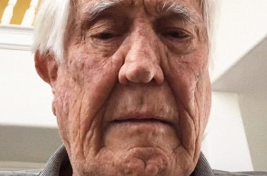  Μάντεψε ποιος; Αυτός ο γοητευτικός σταρ των δεκαετιών του ’60 και πρώην αστέρας του Bond είναι τώρα 84 ετών και ζει τη ζωή του με τους δικούς του όρους!