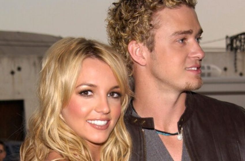  Στα 43 της, η Μπρίτνεϊ Σπίαρς «παραπαίει και αγγίζει τον πάτο», όπως σχολιάζουν οι θαυμαστές της — Δείτε τις φωτογραφίες της.