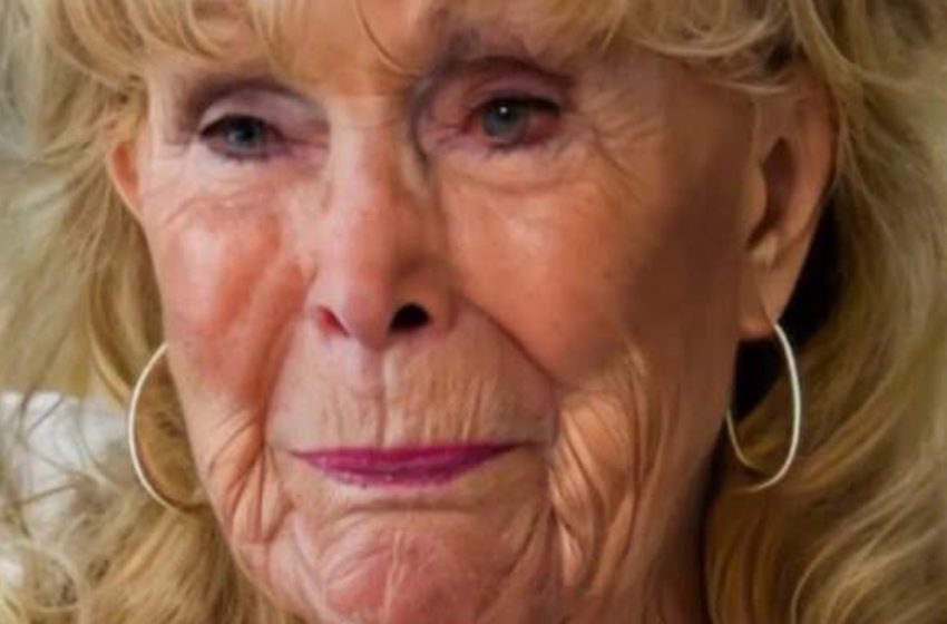  «Κάποτε είδωλο ομορφιάς, τώρα μια ζαρωμένη ηλικιωμένη κυρία»: Αναγνωρίσατε τη διάσημη ηθοποιό;