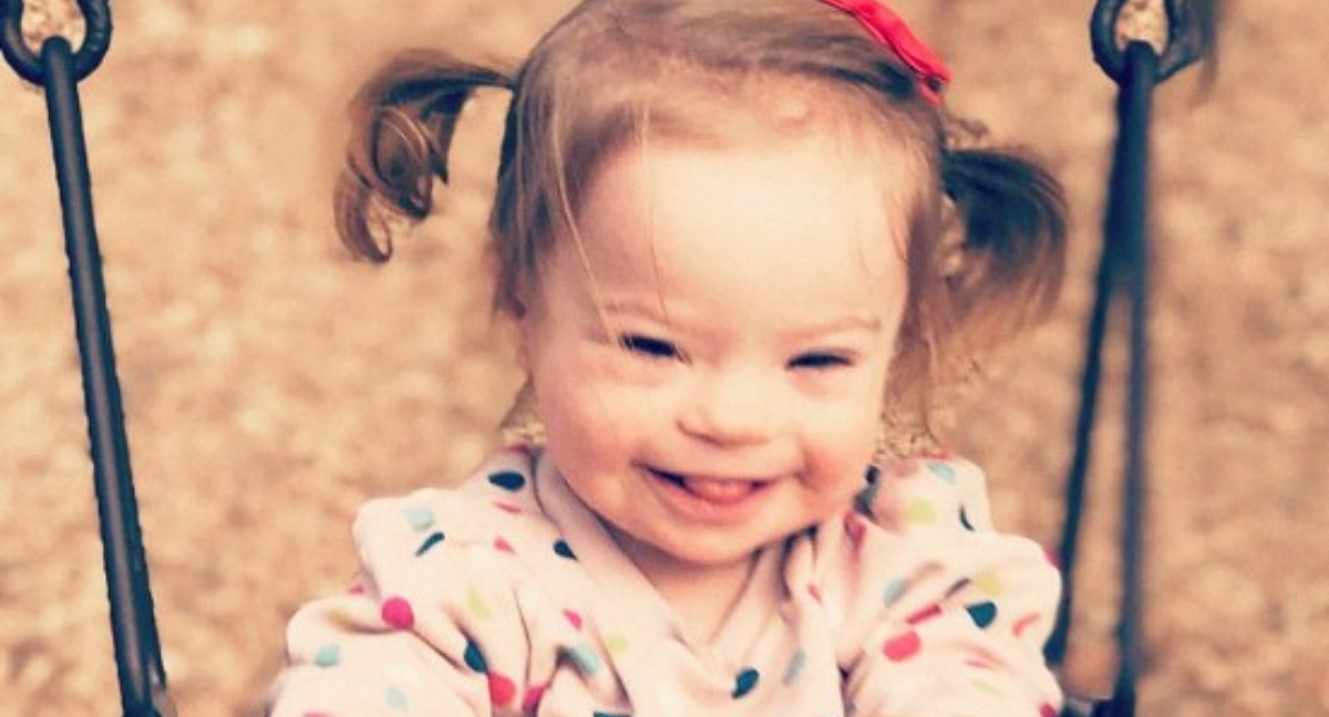 Το μικρό κορίτσι — η κόρη ενός αστέρα του Χόλιγουντ, που παλεύει με την ασθένειά της: η συγκινητική και εμπνευσμένη τους ιστορία!