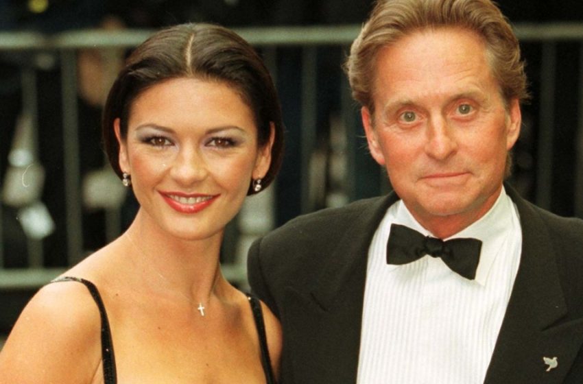  «Έγινε πλέον η φροντιστή του!» — Ο γάμος του Μάικλ Ντάγκλας και της Κάθριν Ζέτα-Τζόουνς κρέμεται από μια κλωστή!