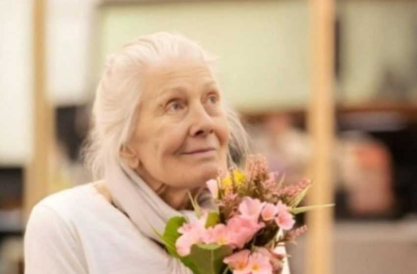  Μπορείς να μαντέψεις ποια είναι; Η διαχρονική ηθοποιός που συνεχίζει να εμπνέει στα 88 της!